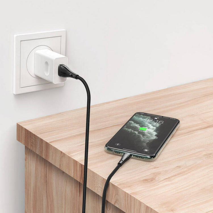 کابل تبدیل USB به لایتنینگ مک دودو مدل CA-744 طول 1.2 متر
